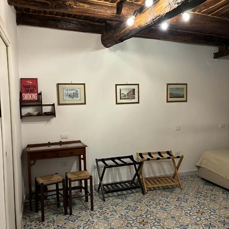 Zuccarella "Zuccherino"Nel Cortile Naples Exterior photo